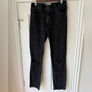 Abercrombie The High Rise Skinny Distressed Black Jean